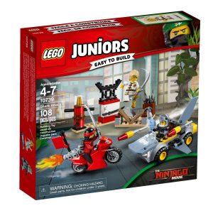LEGO&reg; 10739 Juniors Atak rekin&oacute;w