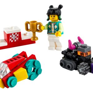 LEGO® 40472 Monkie Kid Monkie Kid i wyścig zdalnie sterowanych aut