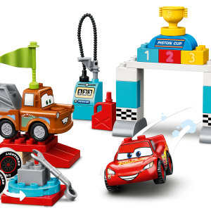 LEGO&reg; 10924 Duplo Zygzak McQueen na wyścigach