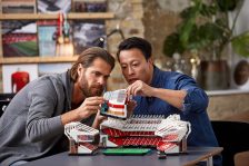 LEGO® 10272 Creator Expert Old Trafford – Manchester United