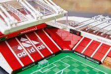 LEGO® 10272 Creator Expert Old Trafford – Manchester United