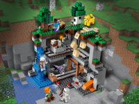 LEGO® 21169 Minecraft Pierwsza przygoda