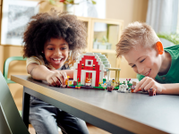 LEGO® 21187 Minecraft Czerwona stodoła