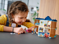 LEGO® 41682 Friends Szkoła w mieście Heartlake