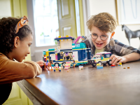 LEGO® 41722 Friends Przyczepa na wystawę koni