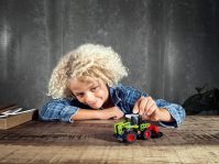 LEGO® 42102 Technic Mini CLAAS XERION