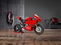 LEGO® 42107 Technic Ducati Panigale V4 R