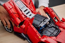 LEGO® 42143 Technic 42143