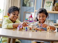 LEGO® 43195 Disney Królewskie stajnie Belli i Roszpunki