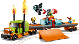 LEGO® 60294 City Ciężarówka kaskaderska