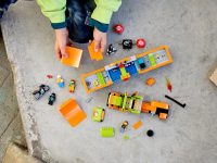 LEGO® 60294 City Ciężarówka kaskaderska