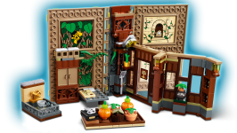 LEGO® 76384 Harry Potter Chwile z Hogwartu: zajęcia z zielarstwa