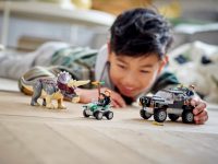 LEGO® 76950 Jurassic World Triceratops i zasadzka z pick-upem